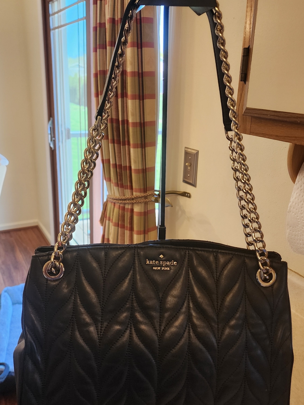 Beautiful Elegant Black Kate Spade Briar Lane quilted convertible shoulder bag